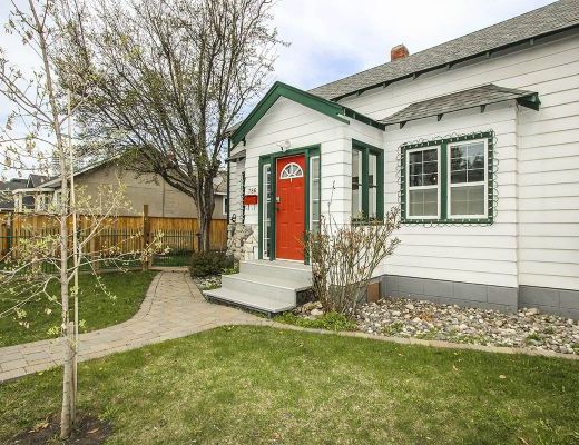 Storybook Home - 4 Bdrm - Kelowna