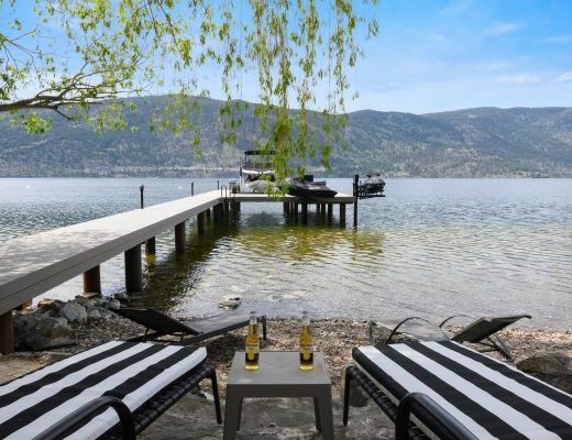 The Waters Edge - 5 Bdrm plus Hot tub - Kelowna (CVH)