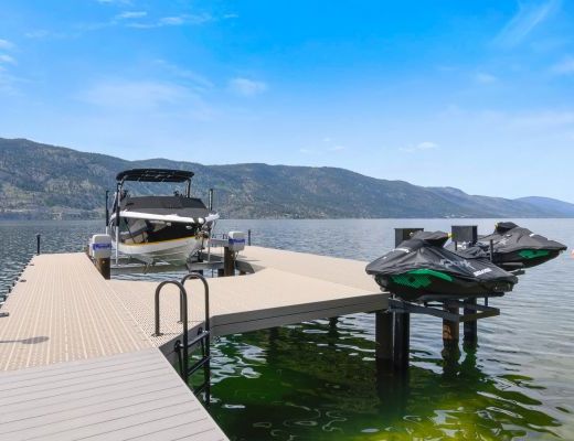 The Waters Edge - 5 Bdrm + Hot Tub - Kelowna (CVH)