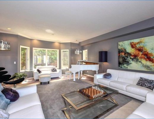 Stay a While Estate - 5 Bdrm Heated Pool and HT - Kelowna