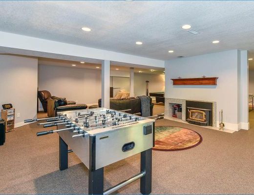 Stay a While Estate - 5 Bdrm Heated Pool and HT - Kelowna