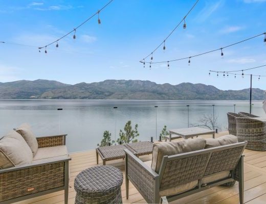 Seclusion Bay Lakehouse 6 Bdrm plus boat lift HT - West Kelowna