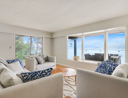 Seclusion Bay Lakehouse 6 Bdrm plus boat lift HT - West Kelowna