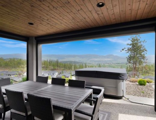 The Retreat - 4 Bdrm w/Heated Pool HT - Kelowna (CVH)