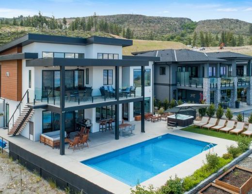 Okanagan Lifestyle - 4 Bdrm w/Heated Pool HT - Kelowna (CVH)