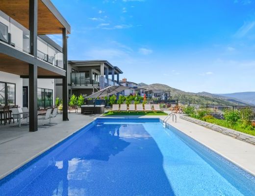 Okanagan Lifestyle - 4 Bdrm w/Heated Pool HT - Kelowna (CVH)