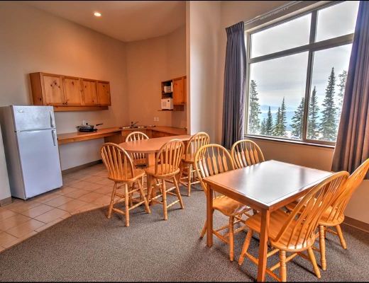 Inn At Big White - 1 Bdrm Corner Unit - Big White