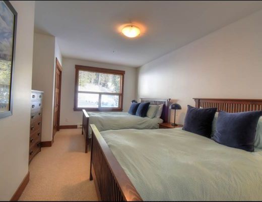 Stonebridge Lodge - 2 Bdrm HT (E) - Big White