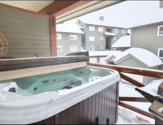 Trappers' Crossing - 2 Bdrm + Loft HT (P) - Big White