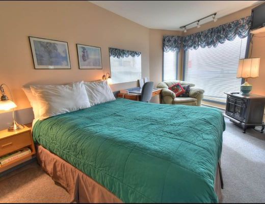 Whitefoot Lodge - 1 Bdrm (S) - Big White