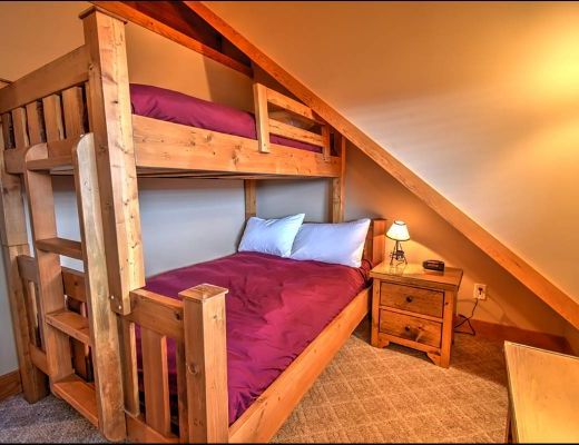 Woodcutter Cabins - 4 Bdrm + Loft HT (V) - Big White