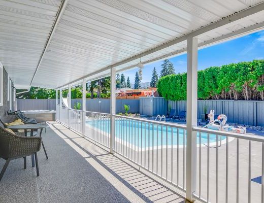 Kelownacation - 5 Bdrm plus Den w/ Pool HT - Kelowna (CVH)