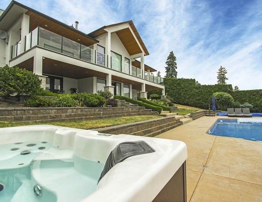 Lakeview Escape - 4 Bdrm w/Heated Pool HT - West Kelowna