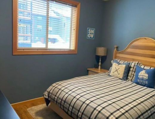 Lazy Bear Lodge - 2 Bdrm + Den HT - Apex