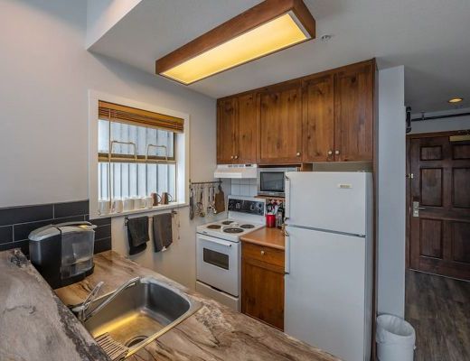 Mountain Lux - 3 Bdrm - Apex