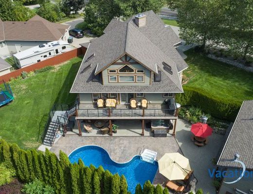 Craftsman Pool Home - 5 Bdrm w/ Pool HT - Kelowna (CVH)