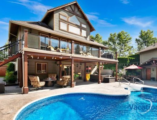 Craftsman Pool Home - 5 Bdrm w/ Pool HT - Kelowna (CVH)