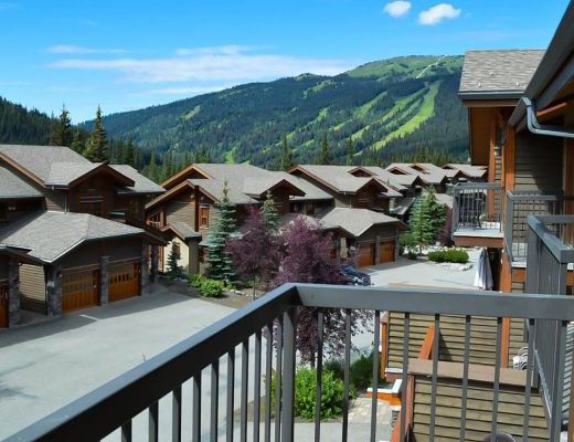 Woodhaven #18 - 4 Bdrm + Den HT - Sun Peaks