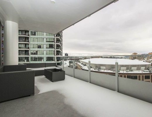 Beautiful Water View Condo in Downtown Kelowna