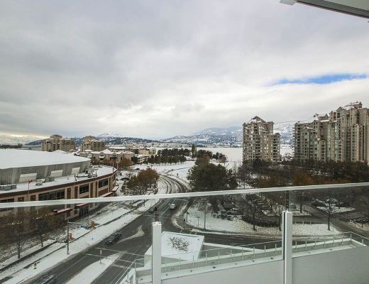 Beautiful Water View Condo in Downtown Kelowna