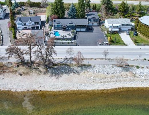 Peachland Beach House - 4 Bdrm w/ Heated Pool - Peachland