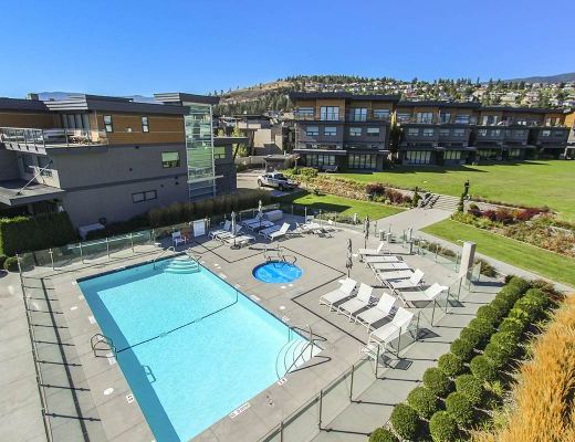 The Waterfront - 4 Bdrm - 4 Bdrm w/ Boat Lift - West Kelowna (CVH)