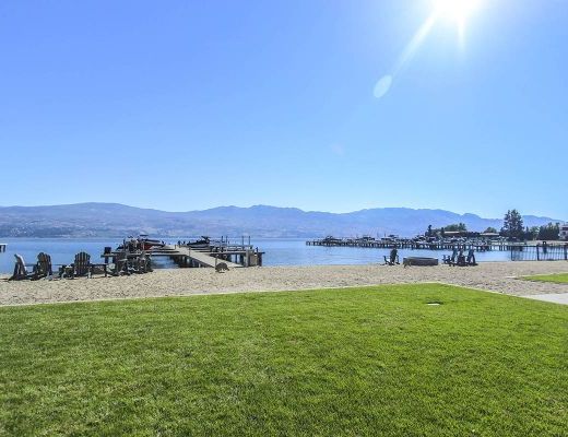 The Waterfront - 4 Bdrm - 4 Bdrm w/ Boat Lift - West Kelowna (CVH)