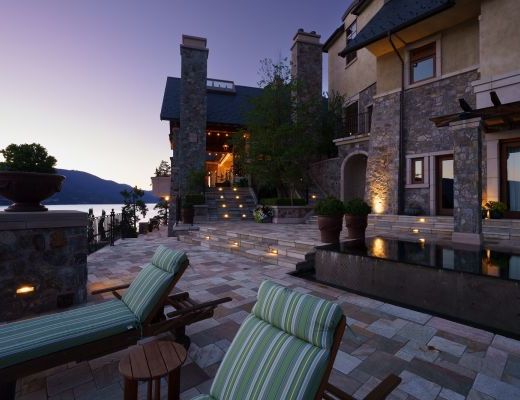 Private Lakefront Chateau & Spa - 4 Bdrm lakefront and Pool - Kelowna