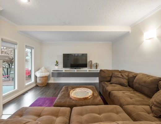 Summer Stays - 4 Bdrm w/ Pool  - Kelowna (CVH)