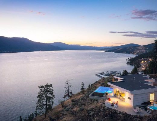 The Majestic Lakeview Home - 2 Bdrm w/ Pool  HT - Kelowna 