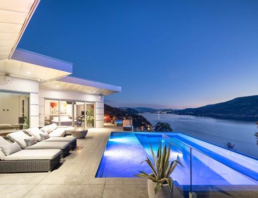 The Majestic Lakeview Home - 2 Bdrm w/ Pool  HT - Kelowna 