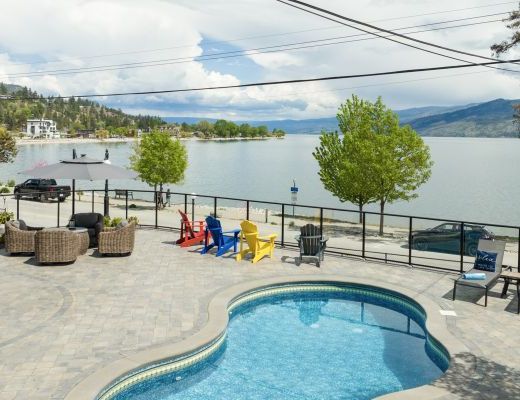 Peachland Beach House - 4 Bdrm w/ Heated Pool - Peachland