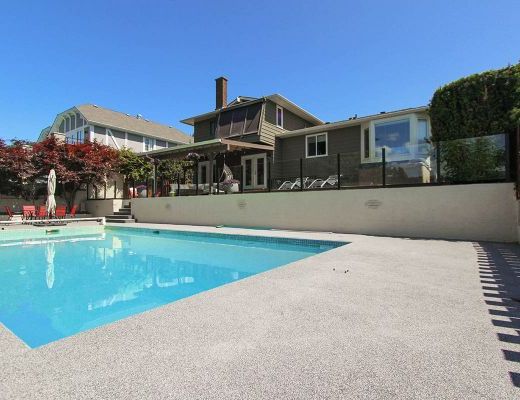 Summer Stays - 4 Bdrm w/ Pool  - Kelowna (CVH)