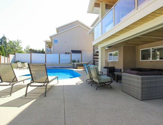 Sundance - 5 Bdrm w/ Heated Pool HT - Kelowna (CVH)