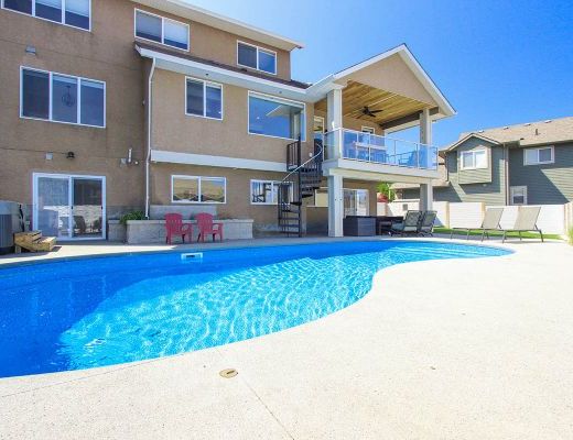 Sundance - 5 Bdrm w/ Heated Pool HT - Kelowna (CVH)