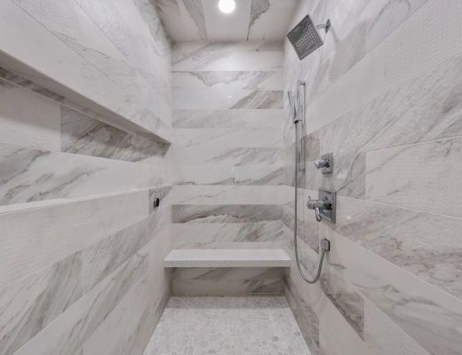 Luxury Point - 7 bedroom HT w/pool - Kelowna (CVH) 