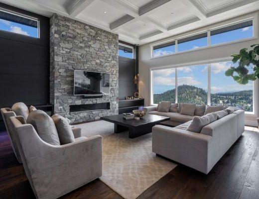 Luxury Point - 7 Bedroom HT w/pool - Kelowna (CVH) 