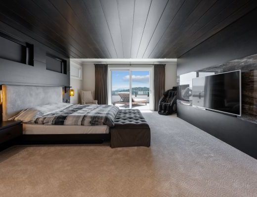 Luxury Point - 7 bedroom HT w/pool - Kelowna (CVH) 