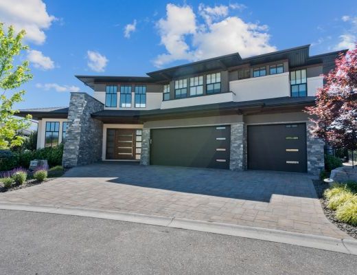 Luxury Point - 7 Bedroom HT w/pool - Kelowna (CVH) 