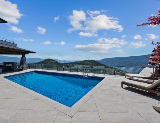 Luxury Point - 7 bedroom HT w/pool - Kelowna (CVH) 