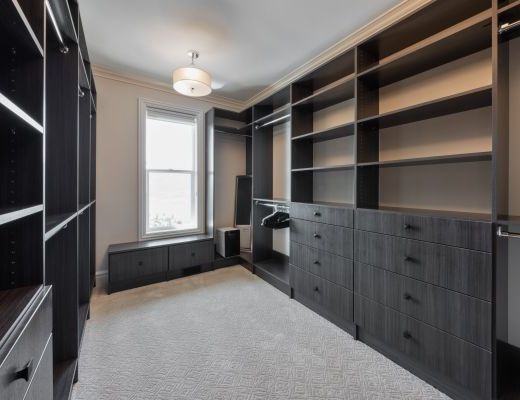 Luxury Point - 7 bedroom HT w/pool - Kelowna (CVH) 