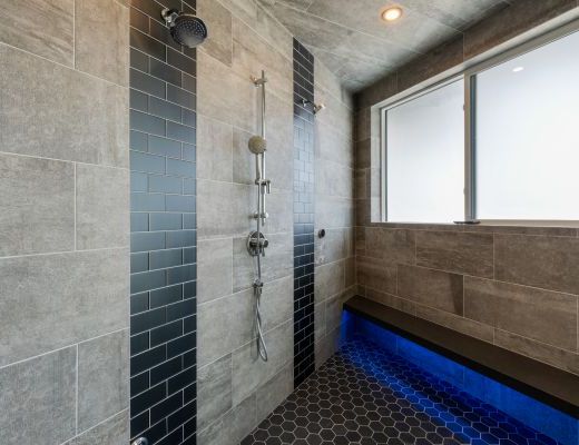 Luxury Point - 7 bedroom HT w/pool - Kelowna (CVH) 