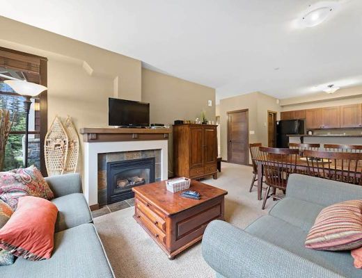 Stone's Throw #2 - 2 Bdrm HT - Sun Peaks (TM)