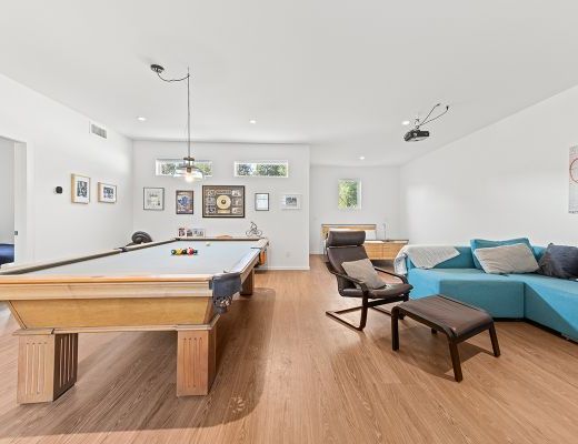 Adobe Haven - 5 Bedroom w/ Pool - Kelowna 