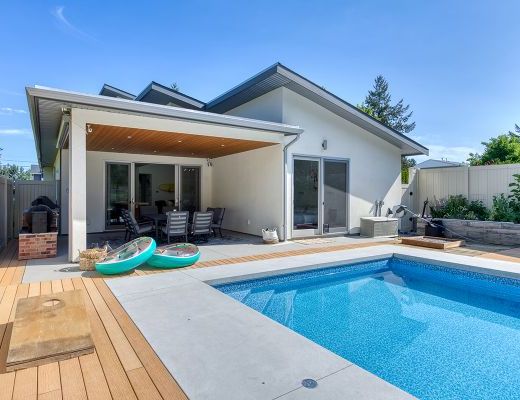 Adobe Haven - 5 Bedroom w/ Pool - Kelowna 