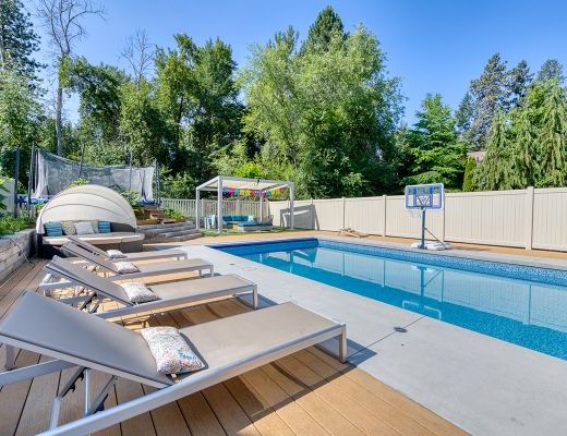 Adobe Haven - 5 Bedroom w/ Pool - Kelowna (CVH)