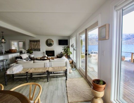 Summer Beach House - 2 Bdrm HT w/Dock