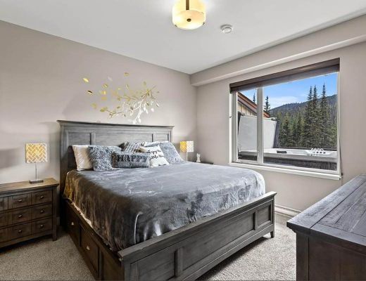 Echo Landing #15 - 3 Bdrm HT - Sun Peaks (TM)