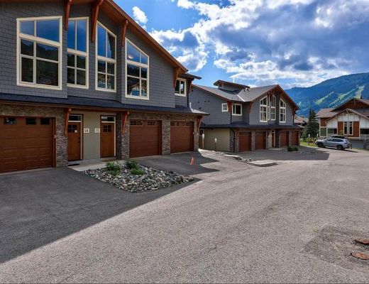 Echo Landing #15 - 3 Bdrm HT - Sun Peaks (TM)