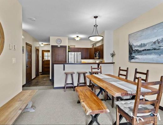 Stone's Throw #47 - 2 Bdrm HT - Sun Peaks (TM)